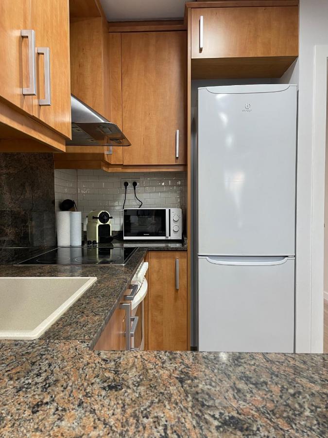 Acogedor Apartamento Vallparadis Con Parking テラサ エクステリア 写真